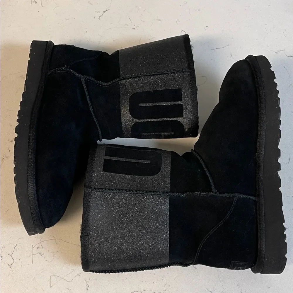 UGG Women's Classic Short Boot - Sparkles Size 9 - Black